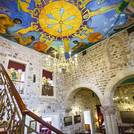 Grisogono Palace Heritage Apartmán *