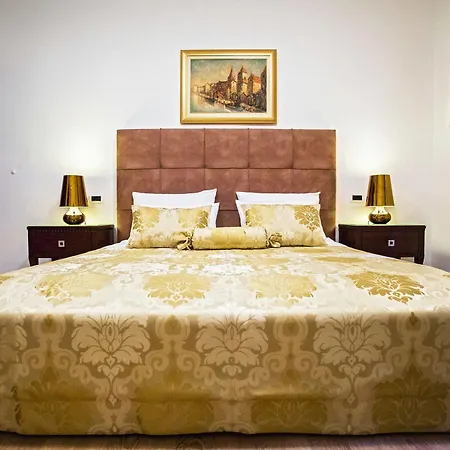 Grisogono Palace Heritage Apartmán *