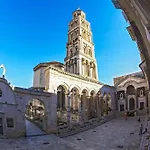 Grisogono Palace Heritage Apartament *